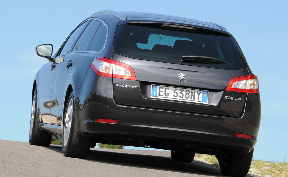 Prova Peugeot 508 Sw Scheda Tecnica Opinioni E Dimensioni 2 0 16v