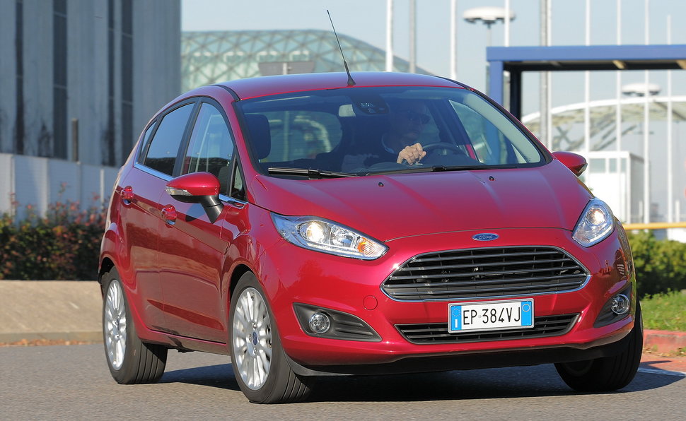 Prova Ford Fiesta scheda tecnica opinioni e dimensioni 1.5 TDCi Titanium 5 porte Prova Ford Fiesta scheda tecnica opinioni e dimensioni 1.5 TDCi Titanium 5 porte
