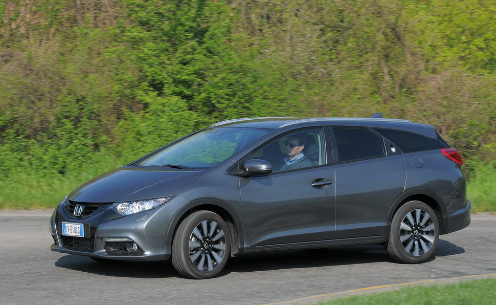 Prova Honda Civic Tourer scheda tecnica opinioni e ...