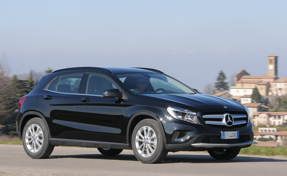 Prova Mercedes GLA scheda tecnica opinioni e dimensioni ...