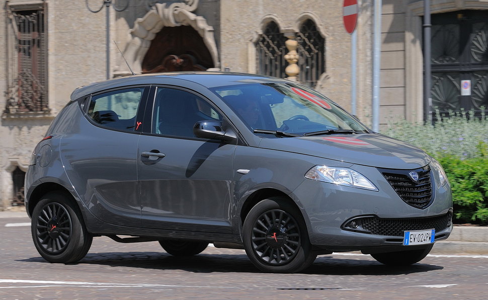 Prova Lancia Ypsilon Scheda Tecnica Opinioni E Dimensioni 0 9