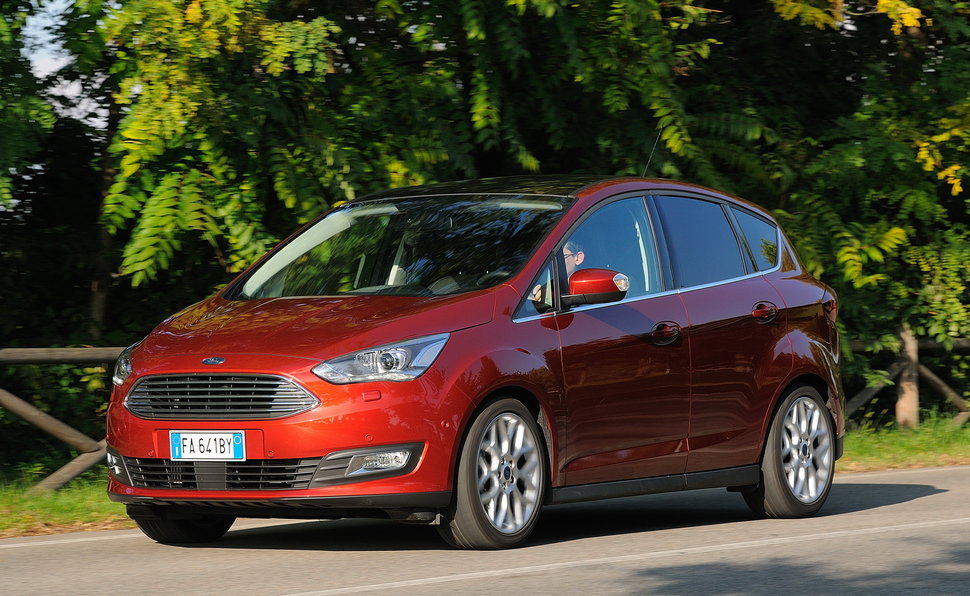 Prova Ford C Max Scheda Tecnica Opinioni E Dimensioni 1 5 Tdci 1 Cv Titanium X