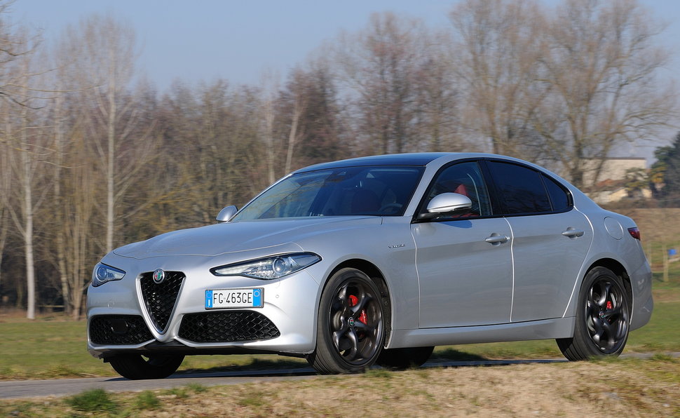 Prova Alfa Romeo Giulia Scheda Tecnica Opinioni E Dimensioni 2.2 Turbo 210 Cv Veloce Q4 At8