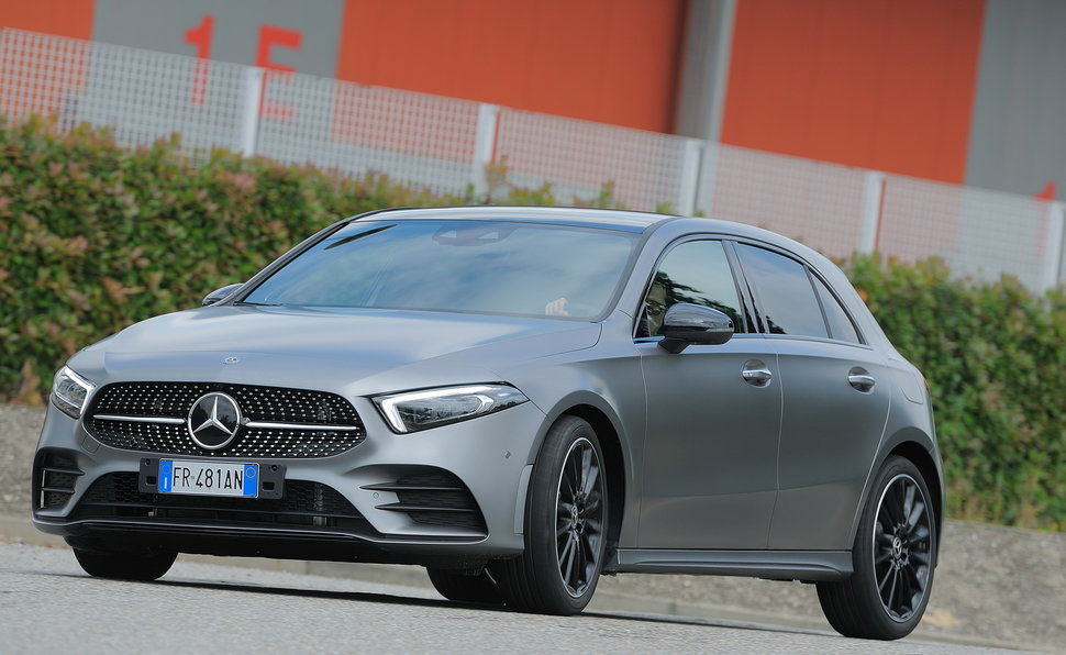 Prova Mercedes A scheda tecnica opinioni e dimensioni 200 Premium 7G-DCT 