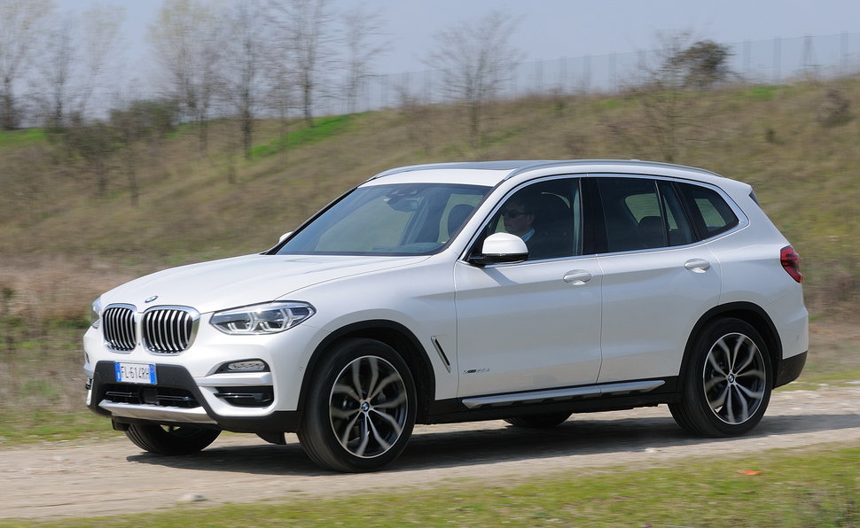 Prova BMW X3 scheda tecnica opinioni e dimensioni