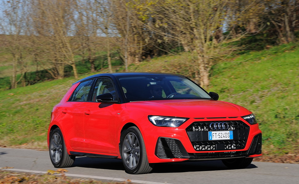 Prova Audi A1 Sportback Scheda Tecnica Opinioni E Dimensioni 30 Tfsi S Line Edition S Tronic