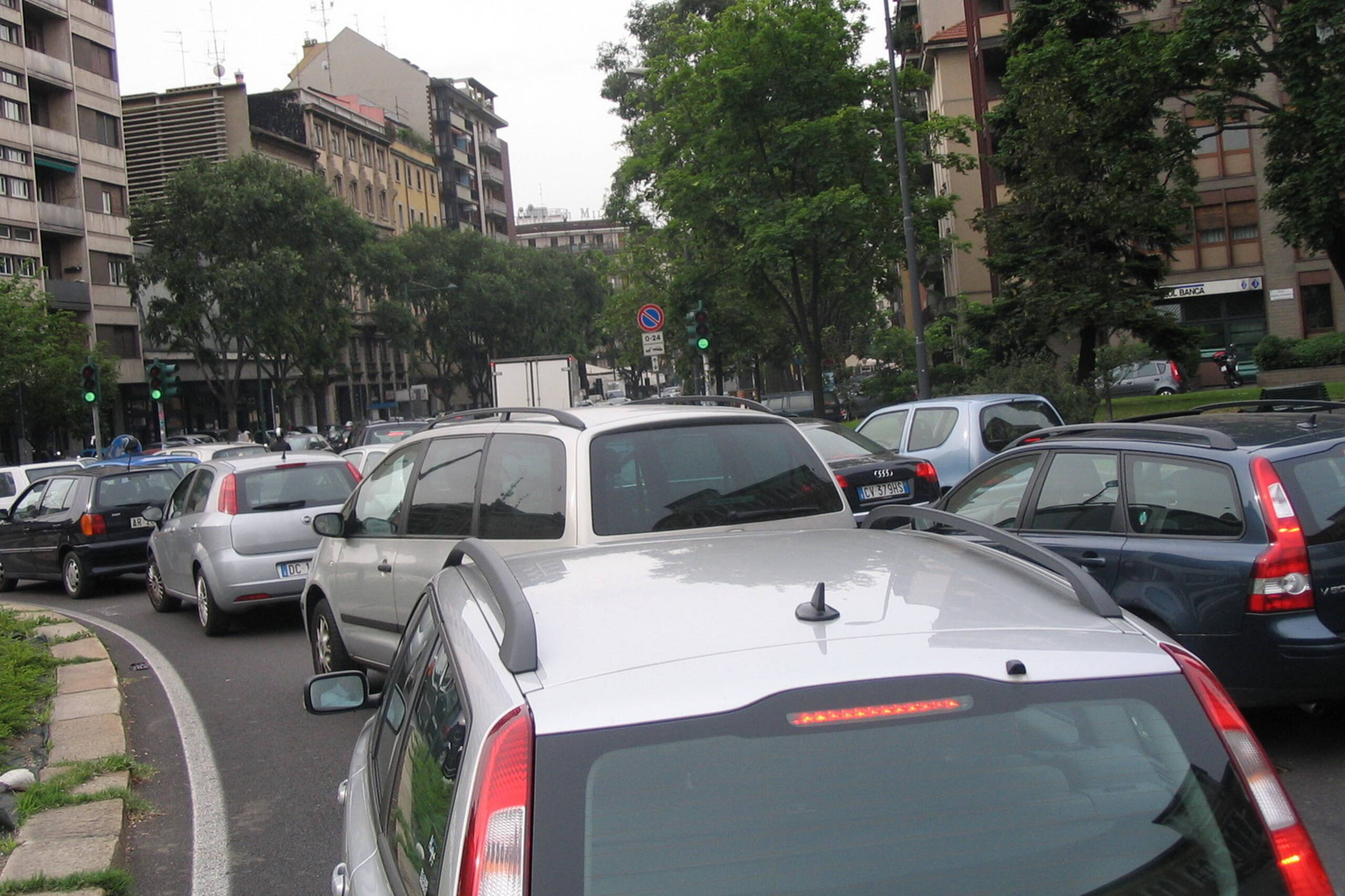 L’Europa vuole auto meno rumorose