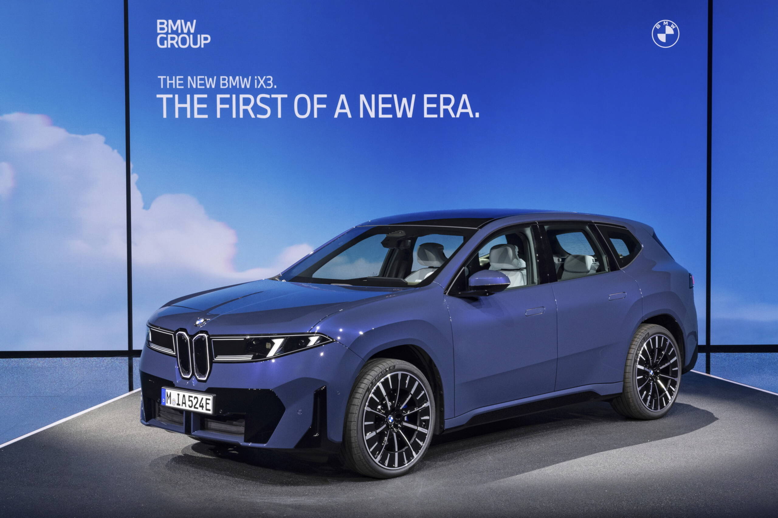 BMW iX3: annunciati i prezzi
