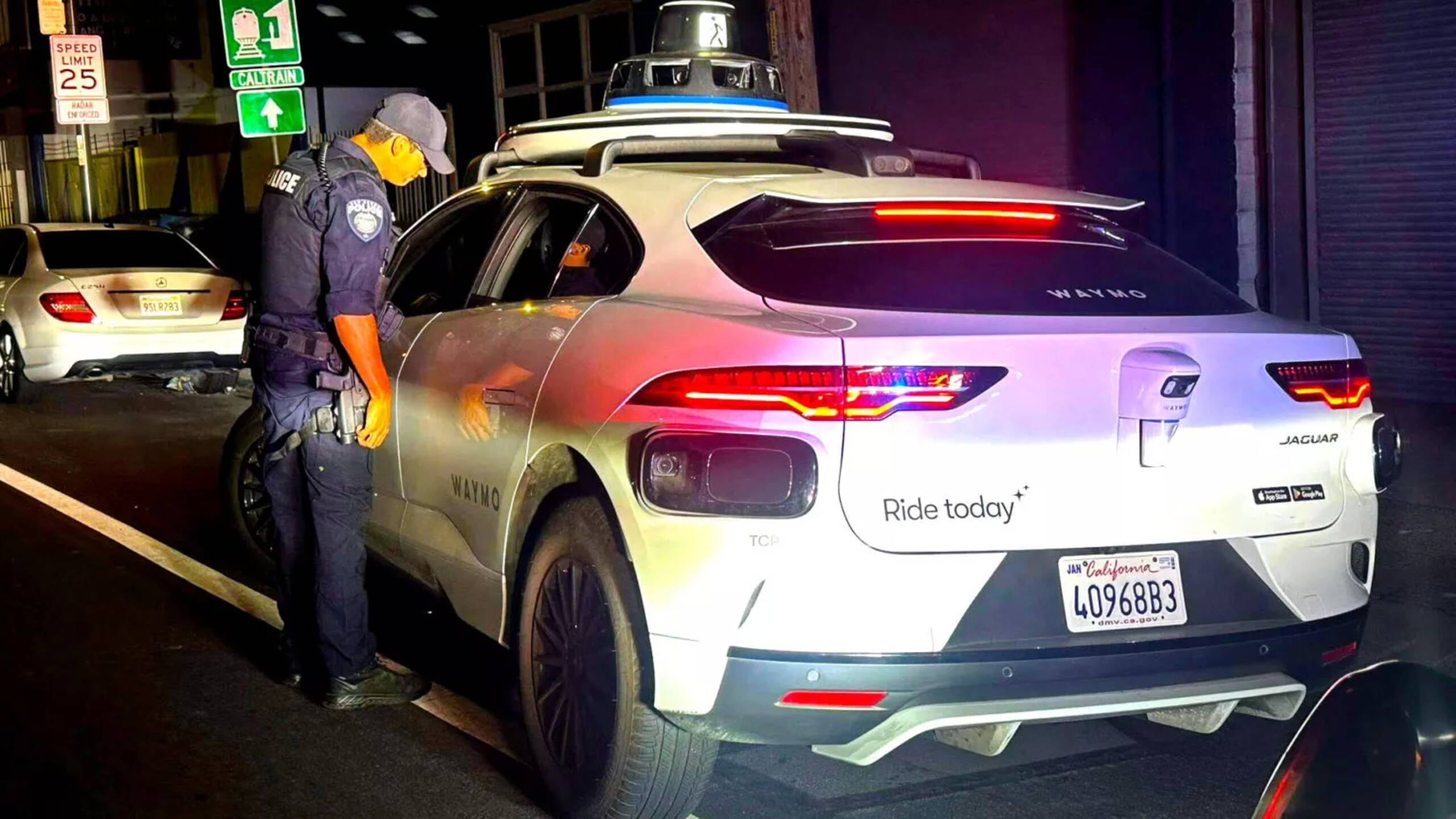 Anche le auto a guida autonoma commettono infrazioni