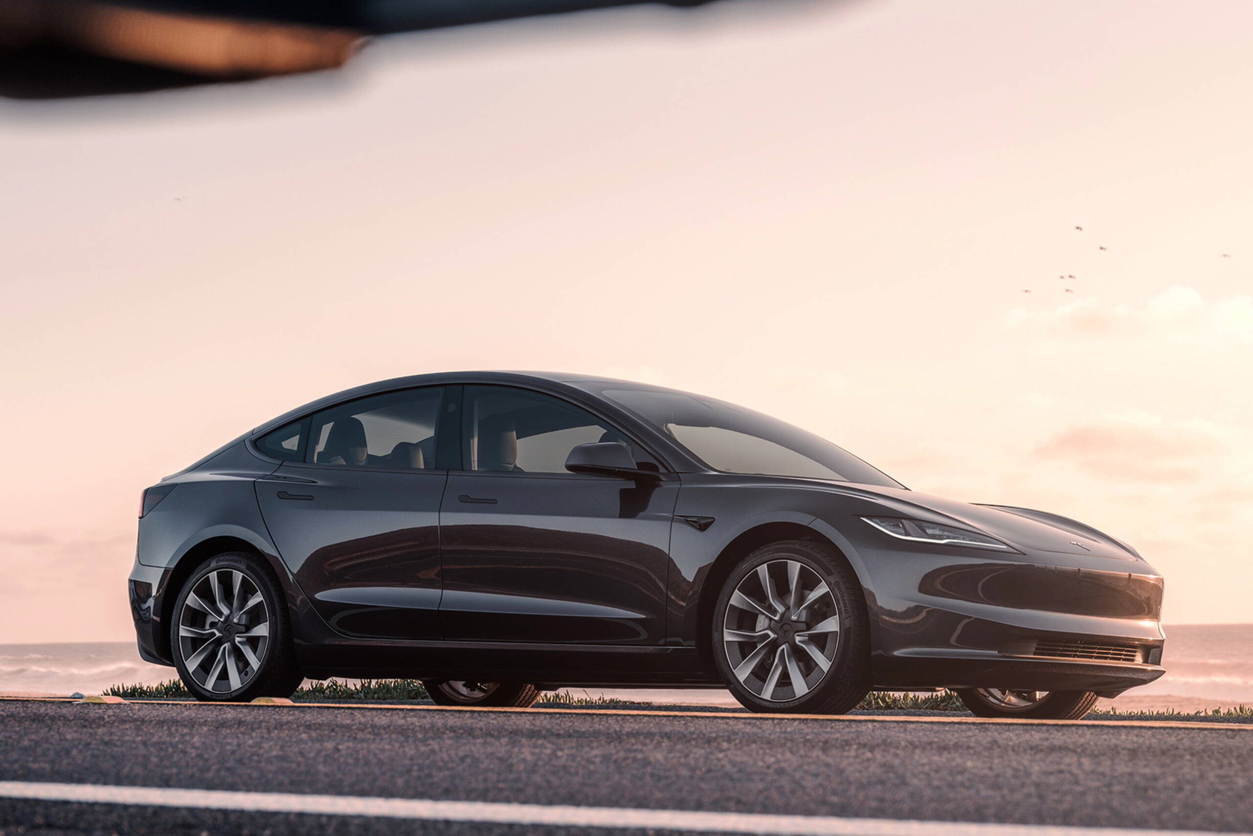 Più autonomia per le Tesla Model 3 e Model Y