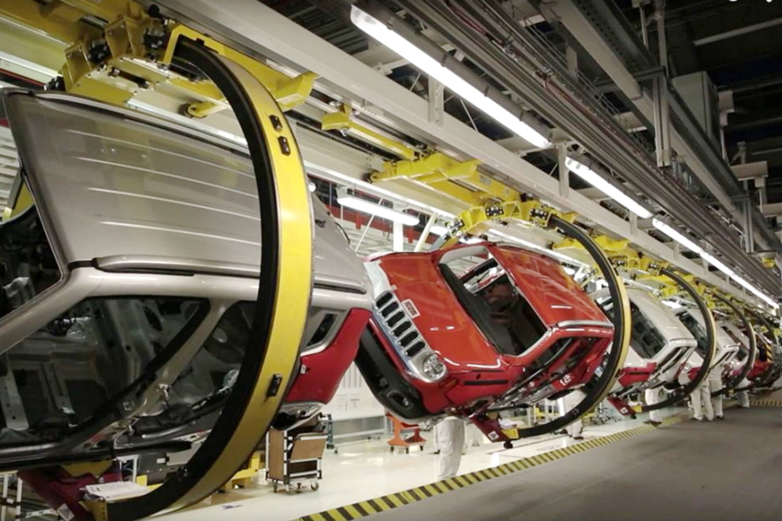 I lavoratori dell’automotive indicono un maxi sciopero