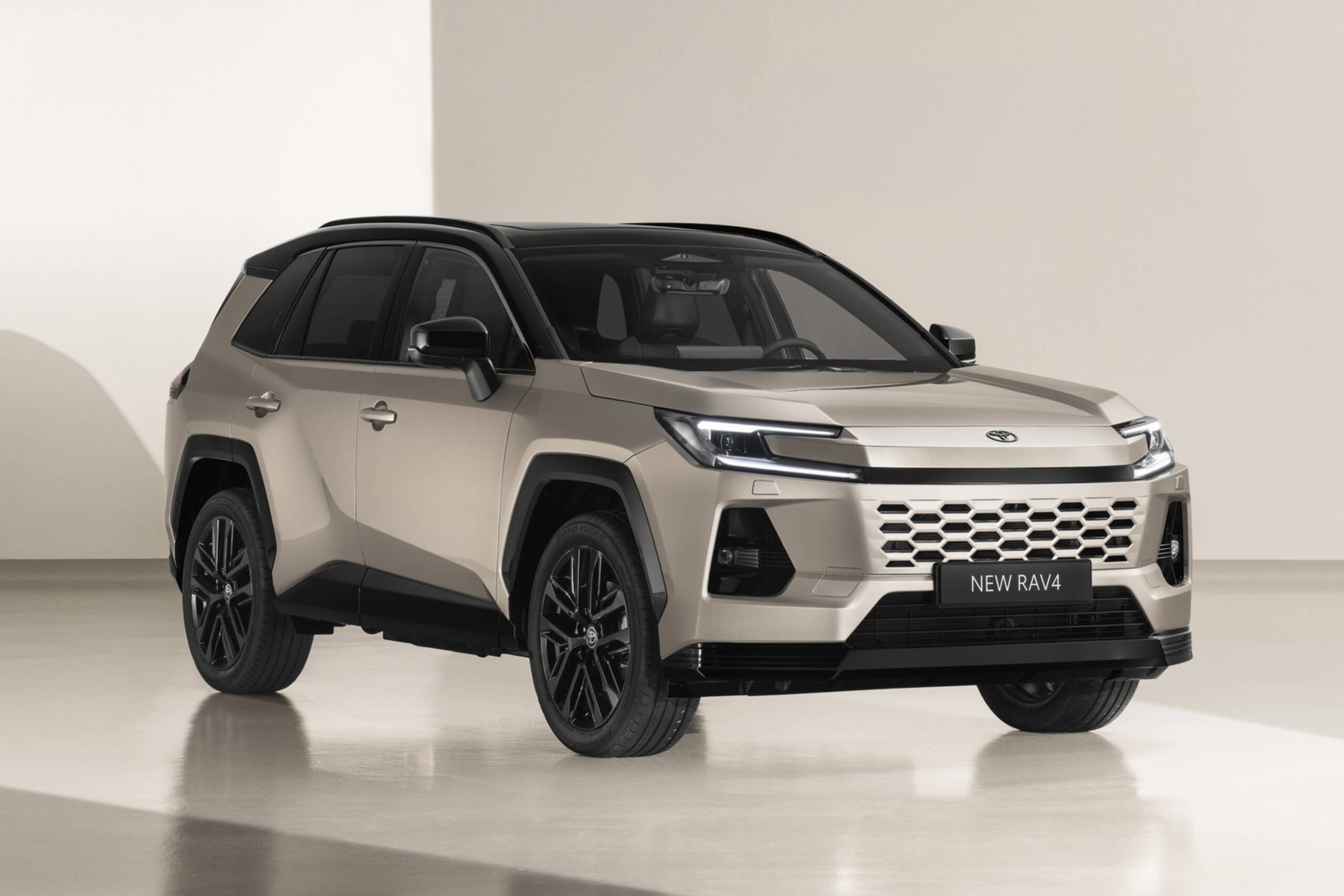 Toyota RAV4 2026: ecco quanto costa