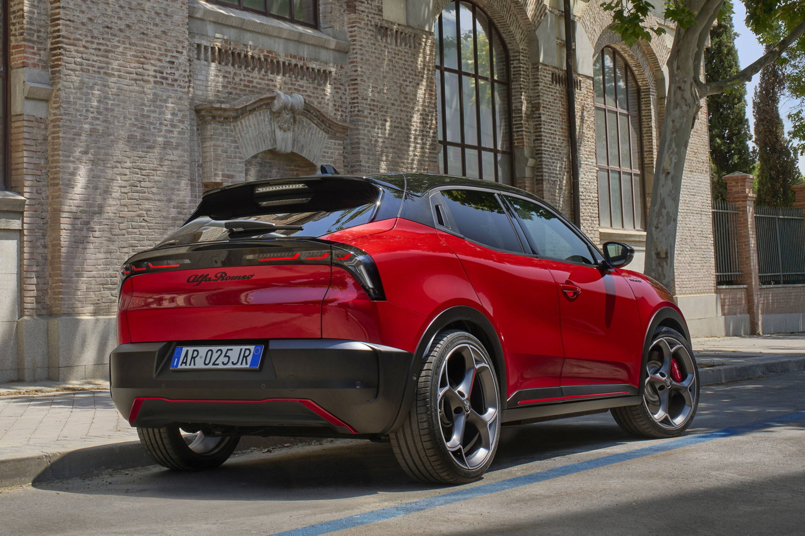 Alfa Romeo Junior: la gamma si aggiorna