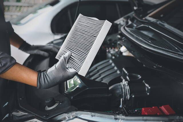 Filtro antipolline dell’auto: cos’è, a cosa serve e quando cambiarlo