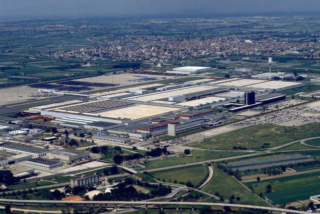 Fiat Firmato L Accordo Per Pomigliano D Arco