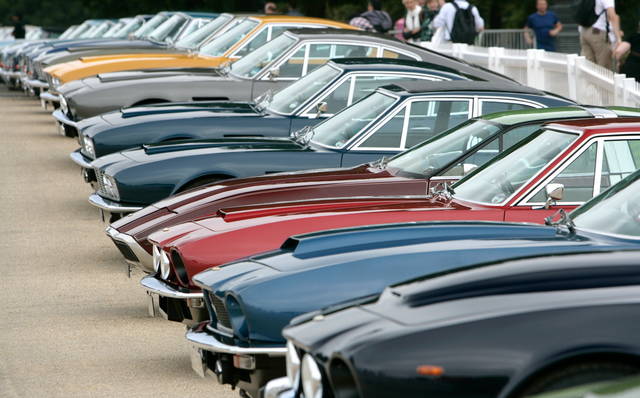 I 100 anni Aston Martin festeggiati a Londra