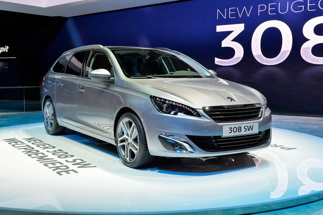 Peugeot 308 SW, un taglio con il passato