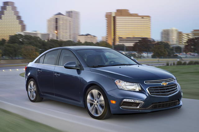 Chevrolet Cruze: è tempo di lifting