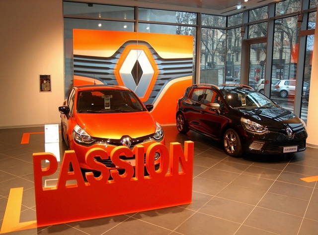 Mercato auto Italia: a marzo +5%