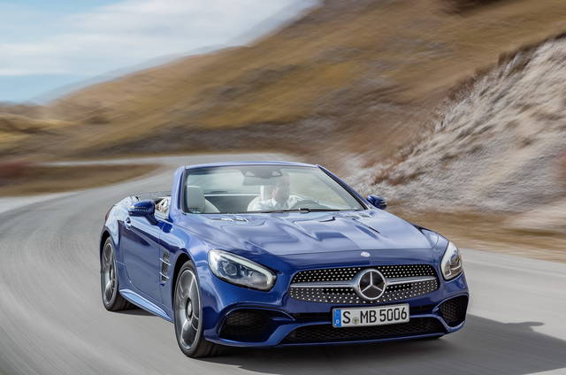 La Mercedes SL ha un nuovo “volto”