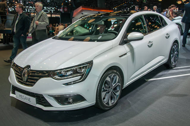 Renault Mégane Grand Coupé: quattro porte filanti