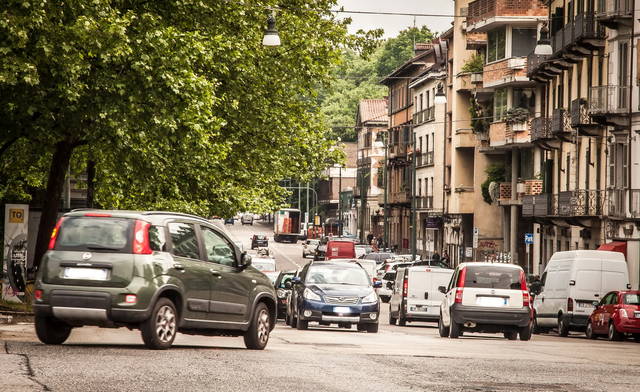 Lombardia e Piemonte verso la zona arancione, ma non subito