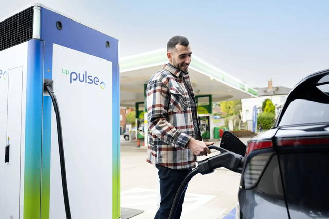 Auto elettriche: prima o poi bisognerà tassarle