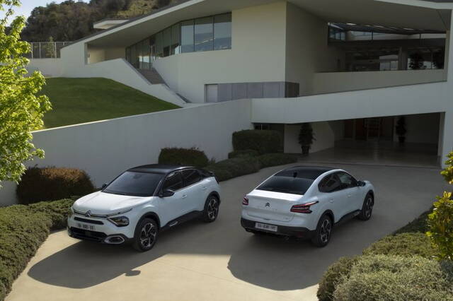 Per le Citroën C4 e C4 X arriva il motore mild hybrid