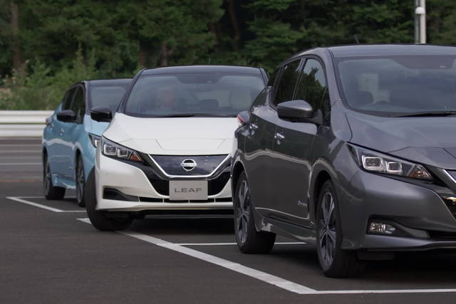 Provata la Nissan Leaf che parcheggia da sola