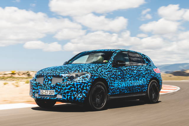 Mercedes EQC: a bordo della suv elettrica