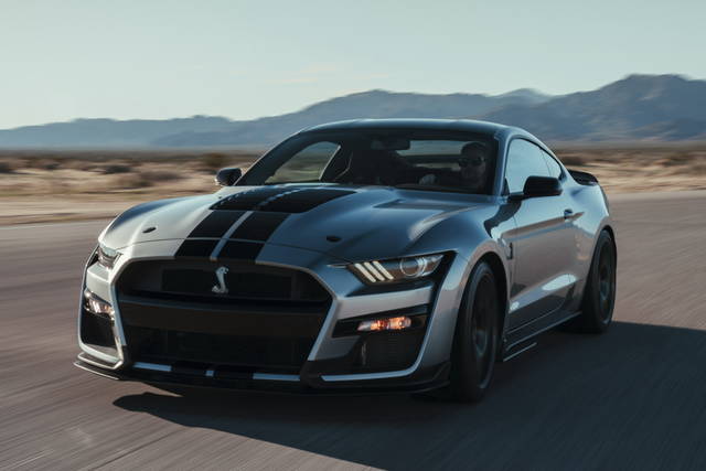 Ford Mustang Shelby GT500: cattiveria pura