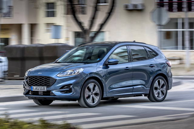 Ford Kuga I Prezzi E Gli Allestimenti