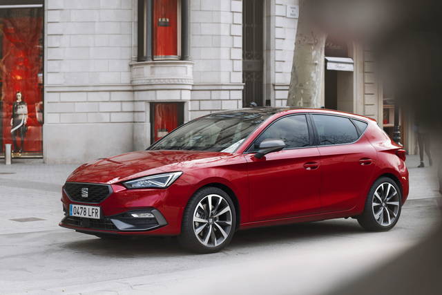 Seat Leon Ecco Com E Composta La Gamma