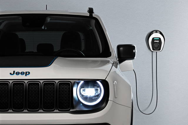 Jeep: gli accessori Mopar e le wallbox per le ibride 4xe 