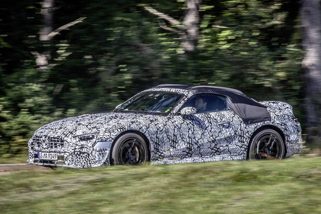 Mercedes SL: nel 2021 la settima generazione