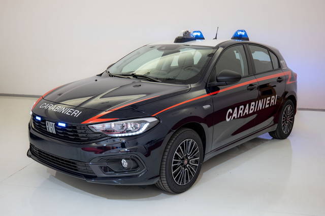 The Fiat Tipo is “recruited” in the Carabinieri