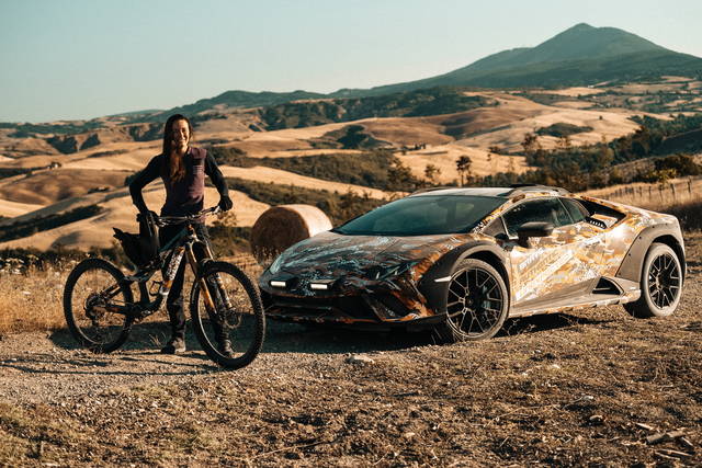 Lamborghini Huracán Sterrato: quasi pronta per il deserto 