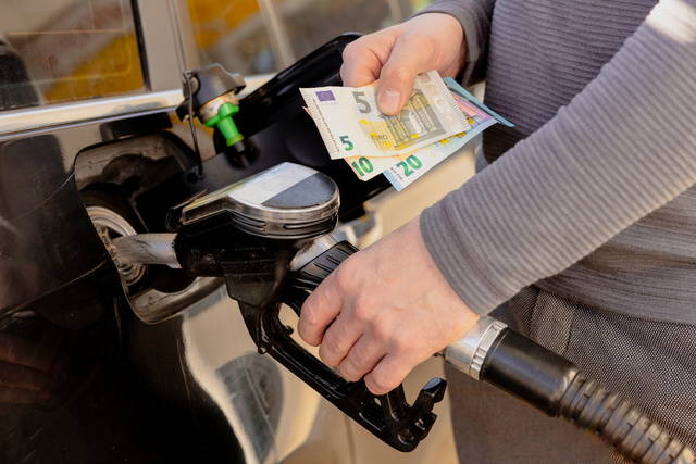 Bonus carburanti prorogato fino a marzo 2023 