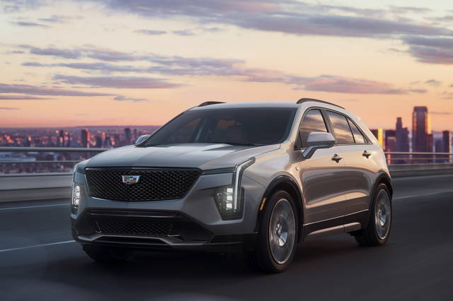 La Cadillac XT4 si rinnova