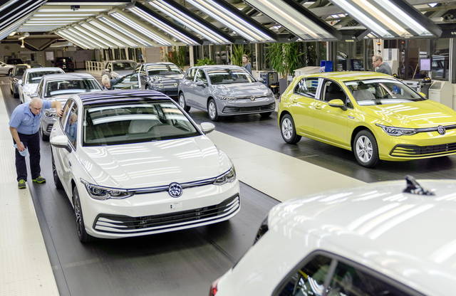 La Volkswagen accelera il cambiamento