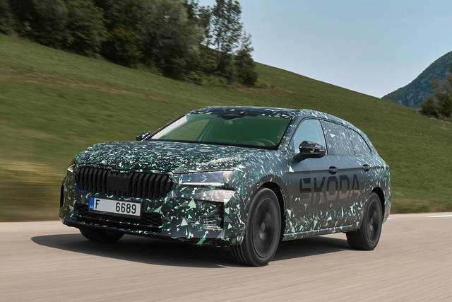 Skoda Superb 2024: più spaziosa, più ricca e più sicura