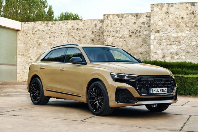 Audi Q8 restyling: annunciati i prezzi