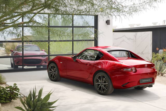 Mazda MX-5 2021: la femminilità è roadster