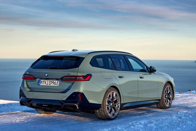 BMW Serie 5: ecco la Touring