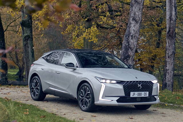 DS 3 e DS 4: ora anche in versione Hybrid