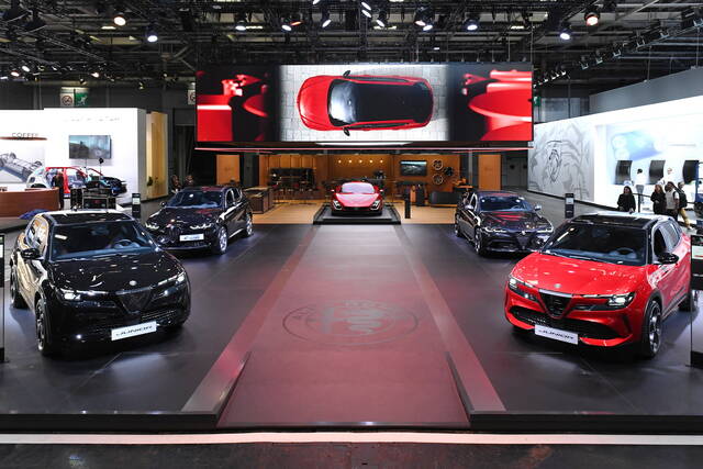Alfa Romeo, “pilloline” di futuro da Parigi 