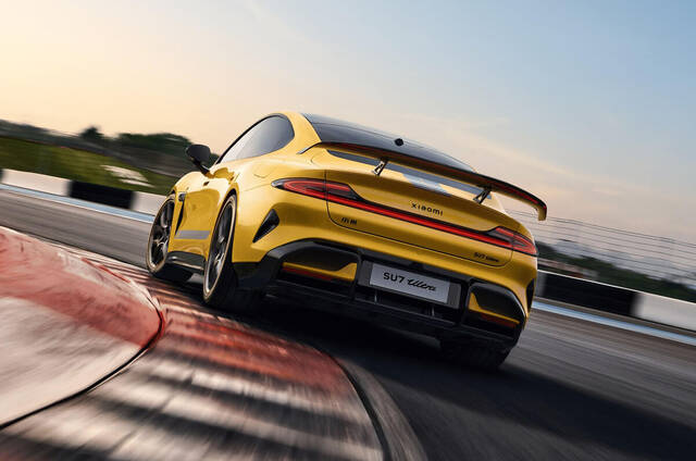 La Cina vuole mettere un limite allo 0-100 km/h delle auto