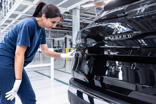 Produzione automobilistica: anche la Francia è in crisi