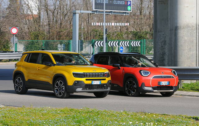 Jeep Avenger e Mini Aceman a confronto