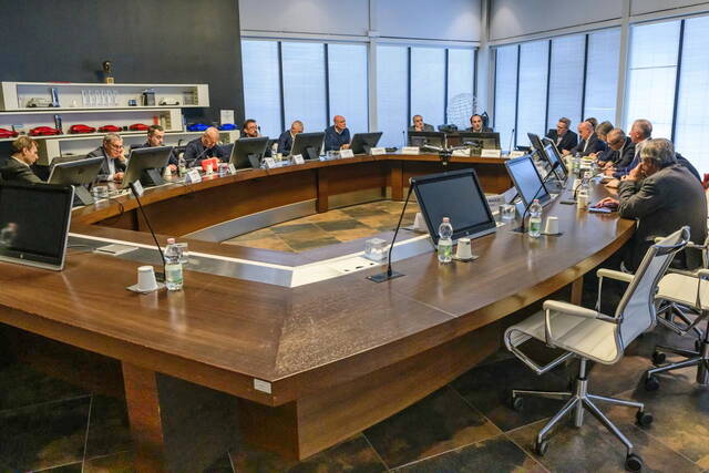 Stellantis: il ceo Filosa incontra i sindacati italiani